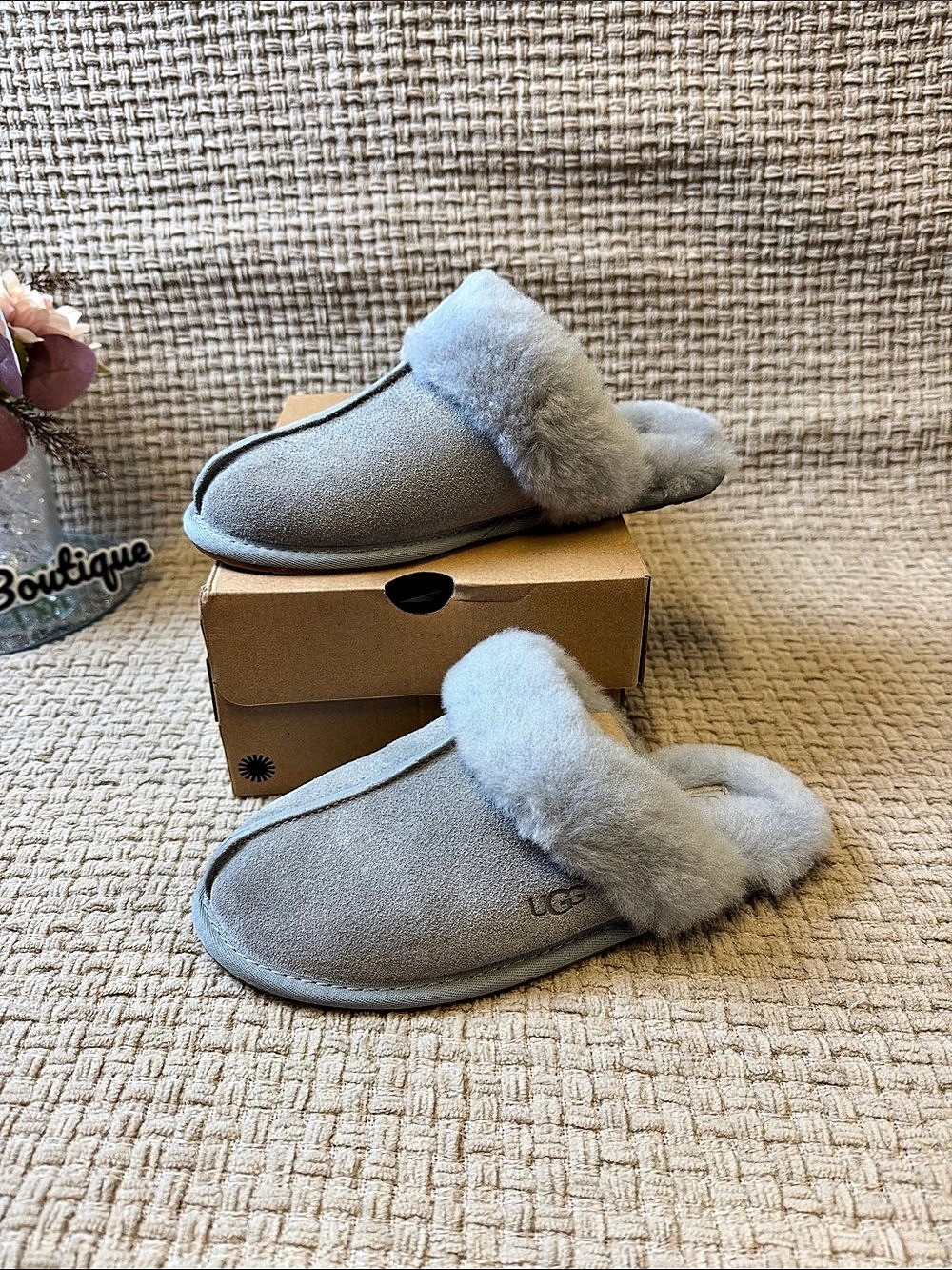 UGG Scuffette II Slipper Fur Lined Gray US 7 NWT